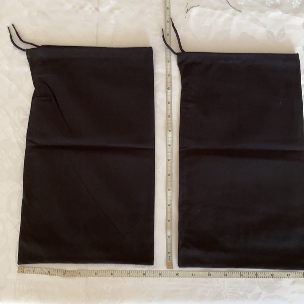 NEW AUTHENTIC CHANEL 2 Dust bags for Shoes/sandals - Picture 2 of 7